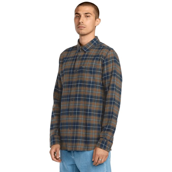 Volcom caden plaid lsh26 L/S WOVEN TOPS Volcom caden plaid lsh26 L/S WOVEN TOPS
