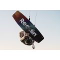 REEDIN Space Agency Twintip 2026 Planche de kitesurf en carbone hautes performances REEDIN Space Agency Twintip 2026 Planche de kitesurf en carbone hautes performances